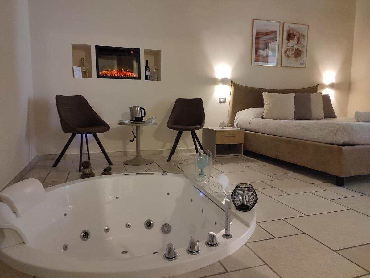Lux Suite Taranto Ngoại thất bức ảnh