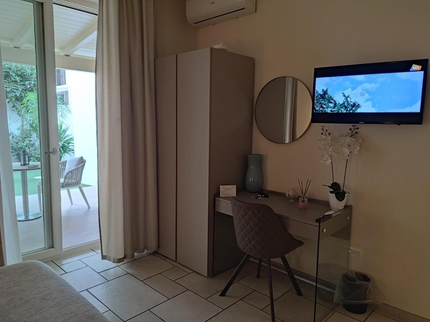 Lux Suite Taranto Ngoại thất bức ảnh