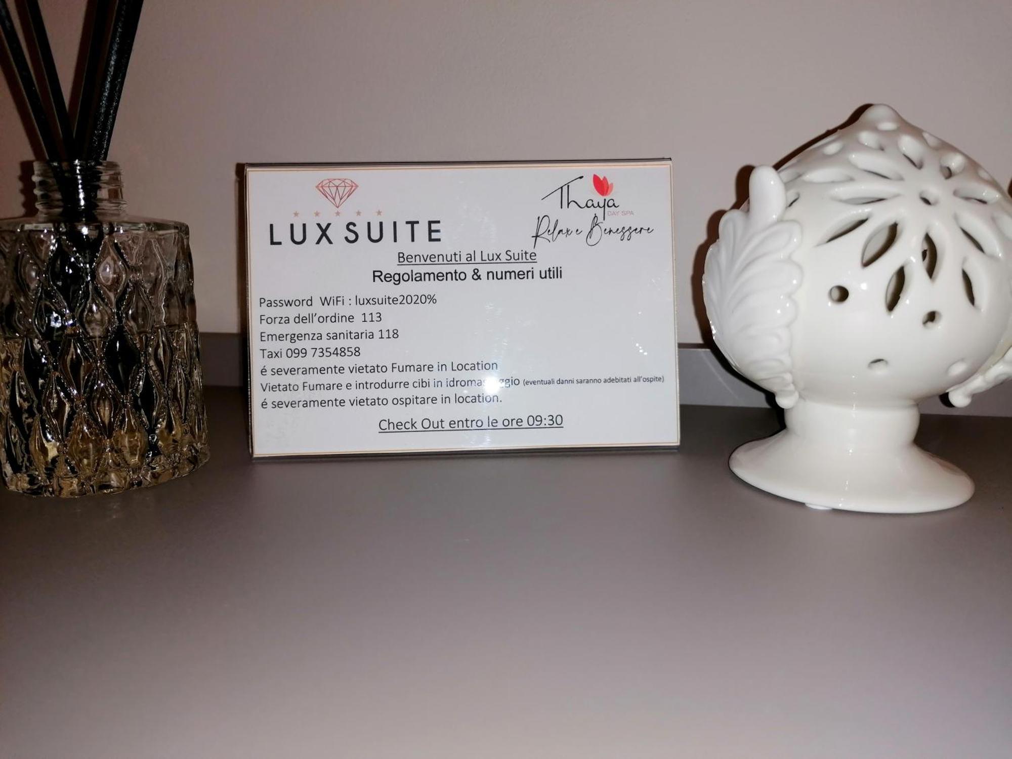 Lux Suite Taranto Phòng bức ảnh